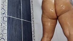 chubby girl masturbates in bathroom with squirting finish