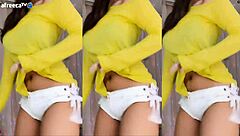 this cute korean girl with big tits dances so sexy, wow 😍