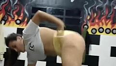 Watch this Argentinian culona deliver an amazing twerk performance!