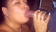 Puta Deu A Buceta Pra Vários No Meio De Todos Na Festa