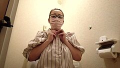 Oh, married woman getting off in the toilet—check the full video on xvideos red channels aika-frau.