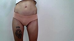 That blonde cutie really knows how to handle a deep session and finish it off nicely.