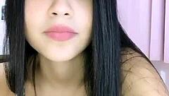 Zorrita goes live for a casual web chat session with her Latina flair.