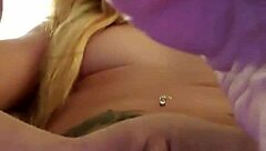 Emy Angel is a beautiful and sexy personality who inspires with her charm and style. 😊