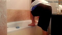 Hey, just generally tidying up the bathroom for some house chore work 😊