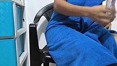 watch this cute canadian girl shove a giant dildo deep into her shaved pussy for kinky close-up masturbation!