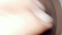 Infiel Casada Gime Fuerte en Baño con Culo Grande y Coño Apretado en Parte 3