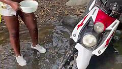 i helped this stranger girl and she wanted to head to the woods for sex with me, almost got caught 😏