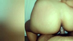 Infiel Casada Gime Fuerte en Baño con Culo Grande y Coño Apretado en Parte 3