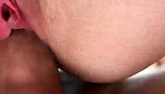 loirinha, you giving that pink pussy in the motel, huh?