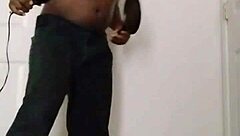 I love finding that extra time to shave and masturbate privately, feel free to join in too!