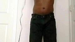 I love finding that extra time to shave and masturbate privately, feel free to join in too!