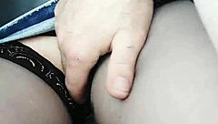 Mala is flashing her pussy in public and getting so napaljena in the car