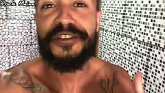 Caught the curvy girl with big ass using huge dildo on her wet pussy