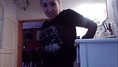 I love burping while doing my makeup in this casual moment.