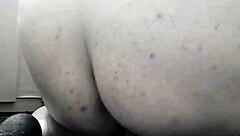 Hey, watch Snowbunnyqueen27 ride that 11-inch dildo in her tight bbw pussy?