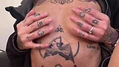 omg, free preview of this french cutie stuffing huge dildos in her ass and squirting everywhere in private 😍💦