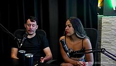 Oh yeah, catch the best moments of Casal Kaliente in preliminares podcast with Bia Hot for part 2, full of blonde Latina domination and public handjob orgies.