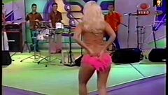 lady lu does a super positive striptease in her pink bikini, slowly undressing with that confident vibe 😊