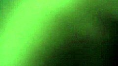 pendeja arrodillada haciendo pete a este tipo argentino como una pro total