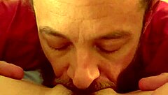 Pussy eating tutorial - brad newman shows how to lick and make it wet with big ass babe