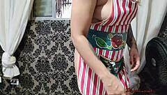 Empregadinha brava waited for payment, now takes thick cock from Barbie Fit in lingerie solo.