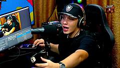 geisy dk shows her beautiful back tattoo and asks ruan to put her on all fours - p�pum no barraco - she commands