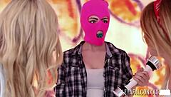 oh man, that big ass slut leya falcon just exploded in a huge wet orgasm during our blondie threesome