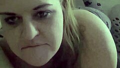 Kandy Kane, the chubby housewife, deepthroats like a pro in homemade blowjob