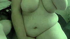 Kandy Kane, the chubby housewife, deepthroats like a pro in homemade blowjob