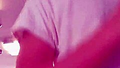 i uh, love makin this simple selfie clip while enjoyin my gym workout, ya know