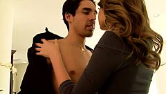 He Experiences Ball Licking Blowjob And Shaved Pussy Riding In Close-Up Casting Interview