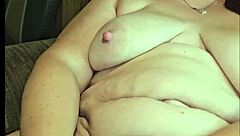 hey, check out this close up of squirting action up close