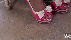 Czech Girl's Legs and Feet Fetish Casting Exposed!