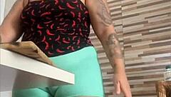 Swollen pussy closeup flashes her bbw exhibitionist folds