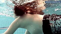 Flashing my bright tits underwater gets everyone so horny 🌊🍈