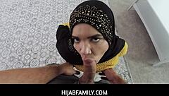stepsis in hijab naudi nala pays collateral with deepthroat blowjob?