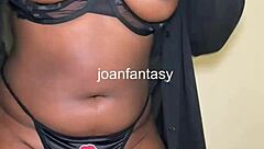 joanfantasy's ebony ass flashes during solo bathroom masturbation break 💦🚽