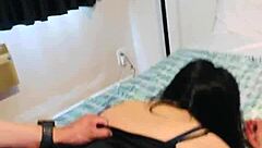 cogiendo esta casada curvy en fishnets skirt mientras su esposo viaja