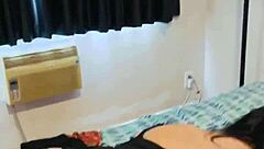 cogiendo esta casada curvy en fishnets skirt mientras su esposo viaja