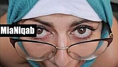 mia niqab shakes ass licks balls in wild compilation