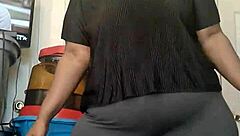 Dominican housewife shows off her nasty juicy ass