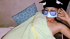 ugh daddy your tongue on my pussy gets me sooo creamy n horny in this dorm 😩💦👅