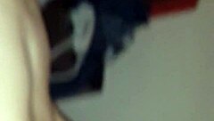 uh cogiendo con mi novia at the hotel shes so tight...