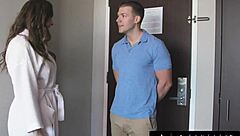 busty milf begs masseur's cock in tight pussy! 🍆💦