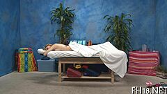 A steamy massage session turns intensely erotic on xvideos