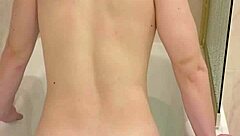 jessica soaks in the tub with asmr vibes