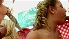 restaurant food fight sparks crazy group hookup