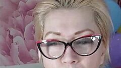 Mature chubby housewife bitch squirts juicy pussy lips on dildo amid colorful balloons dirty talk moaning