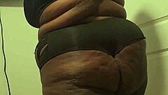 wanna watch judybooty7's fat big ass and tits twerk like crazy?